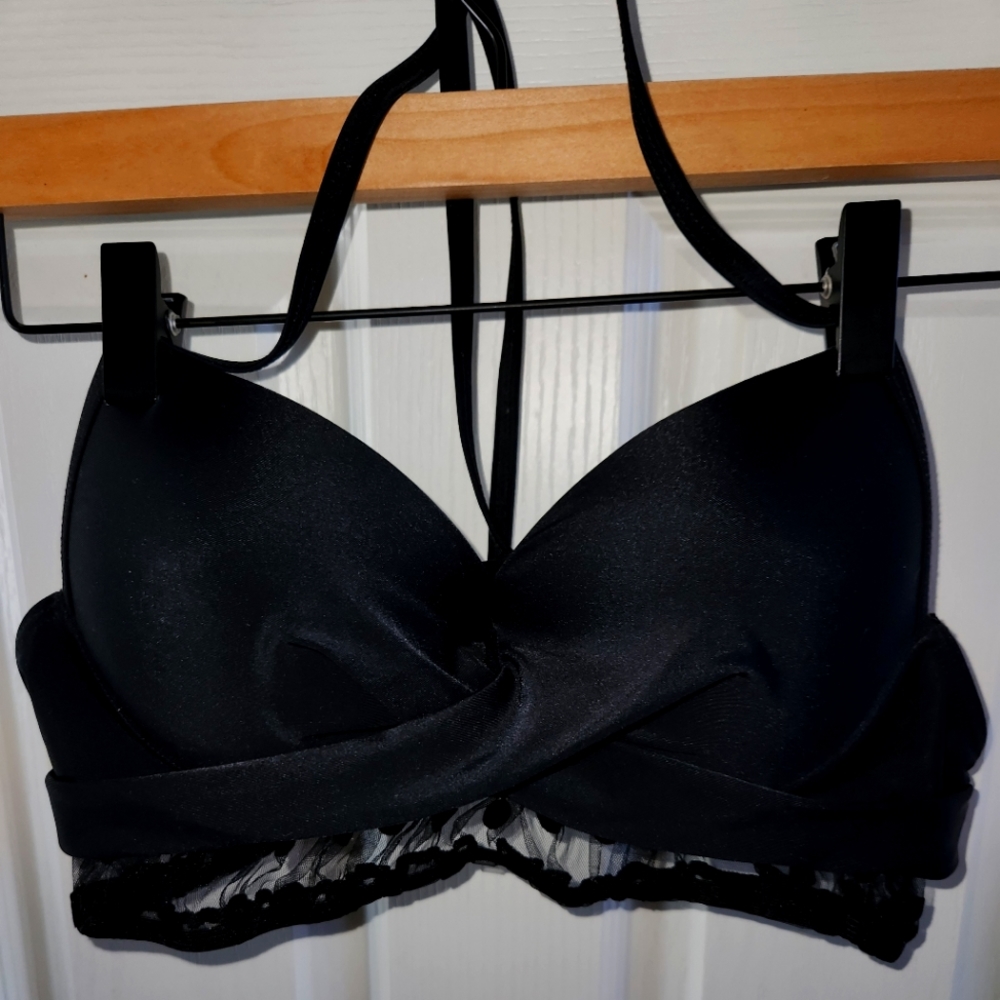 Black bikini set
